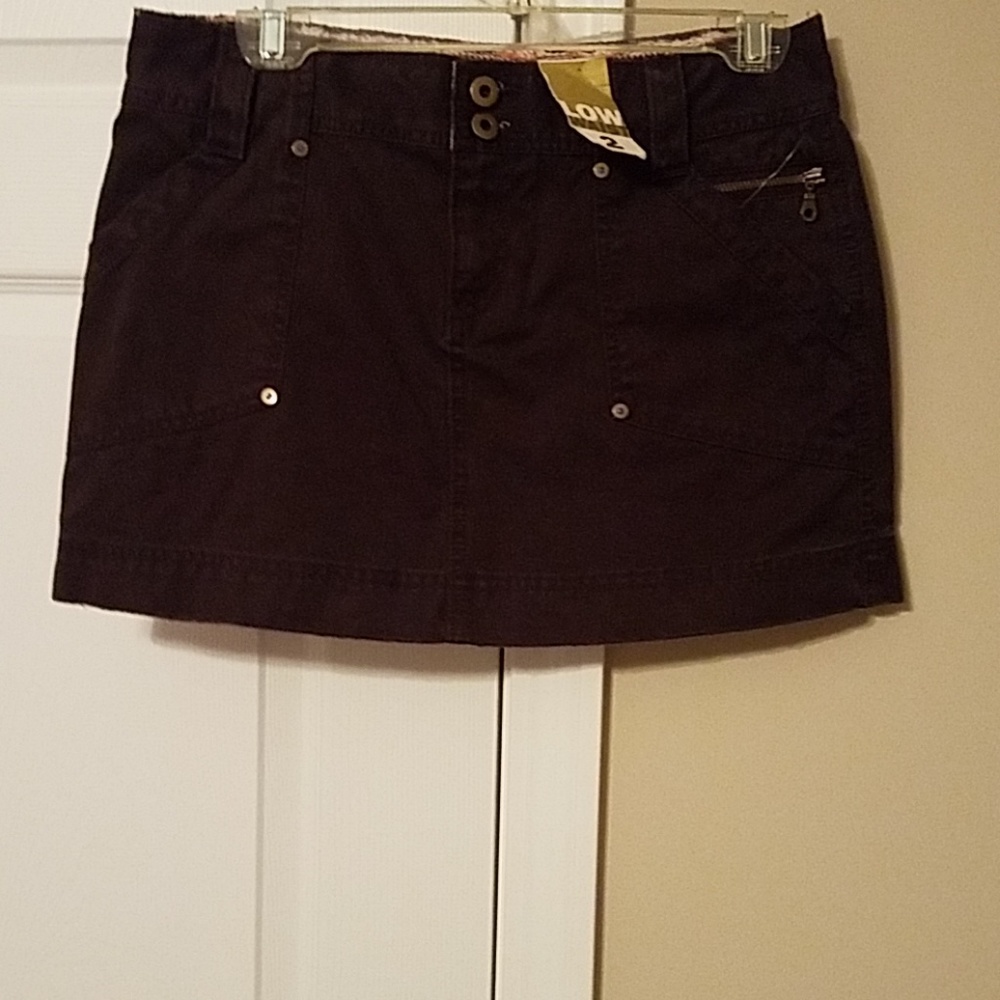 Dark brown skirt